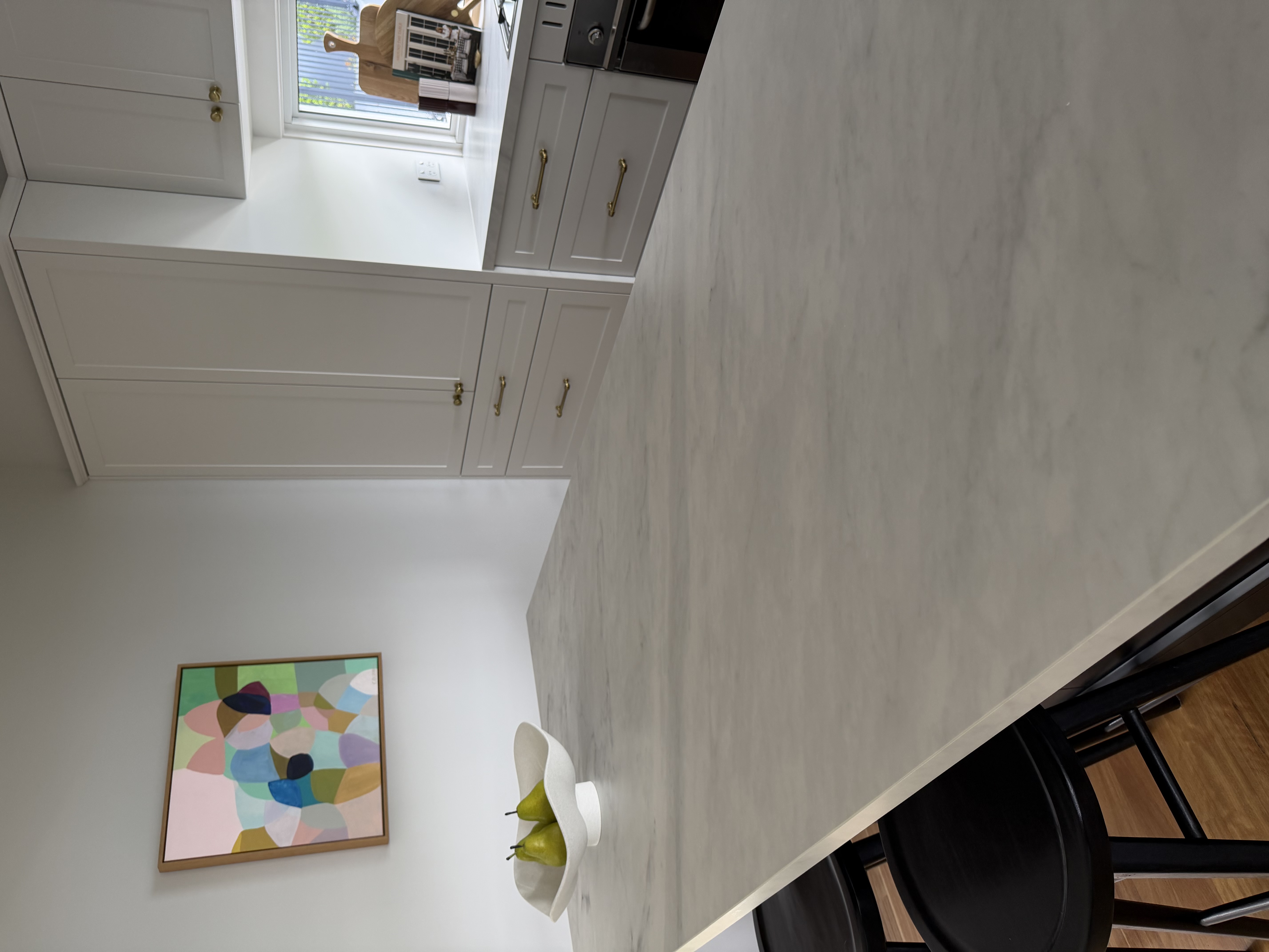 White porcelain kitchen benchtop with a 40 millimetre profile